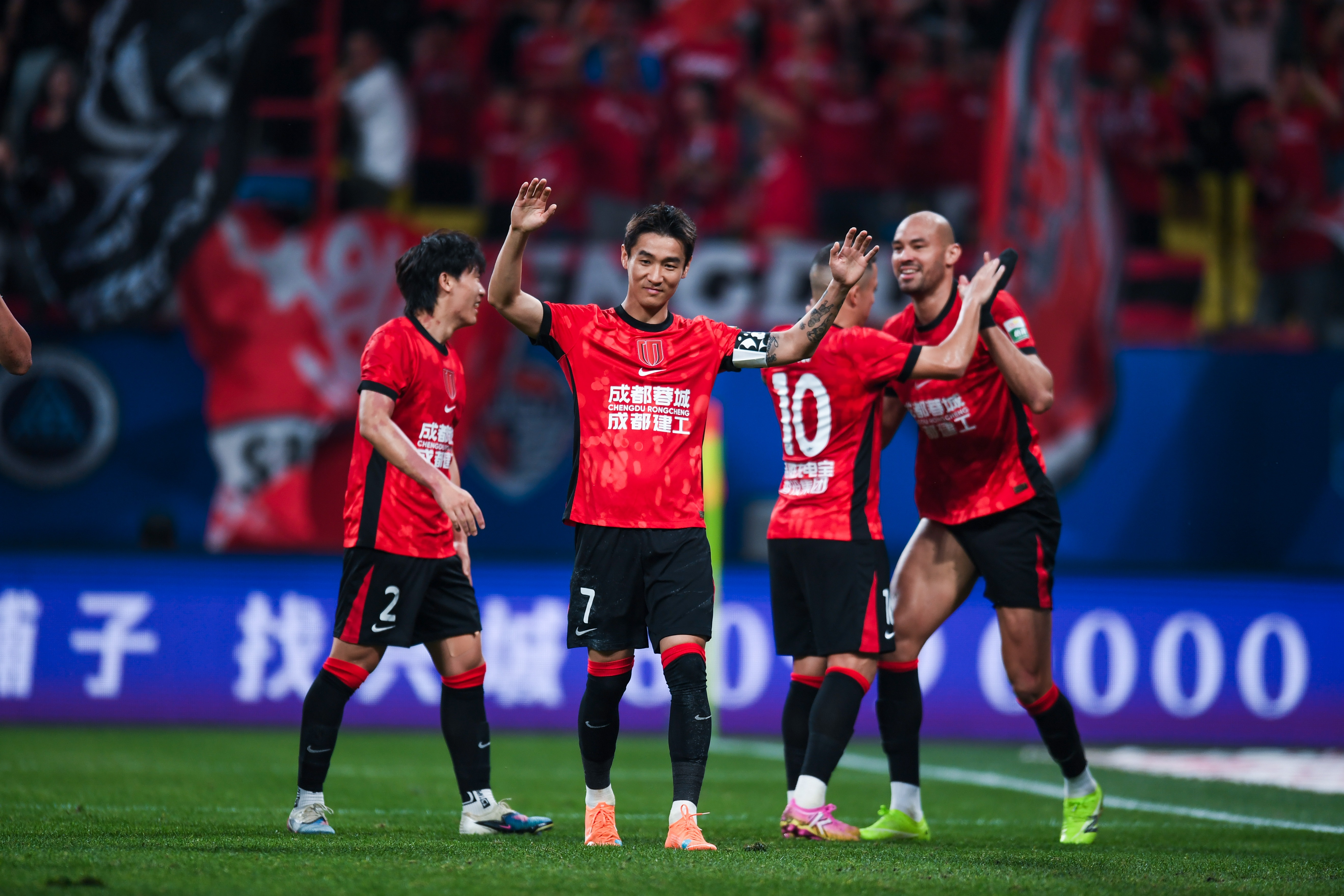 蓉城连续6轮不胜 苏东:打法已被对手摸透 蓉城连续6轮不胜 苏东:打法已被对手摸透