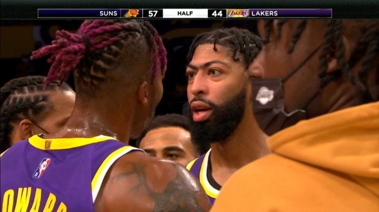 阿德巴约拳击希罗面部！NBA队友反目史：OK决裂、追梦一拳、血花兄弟等十宗最