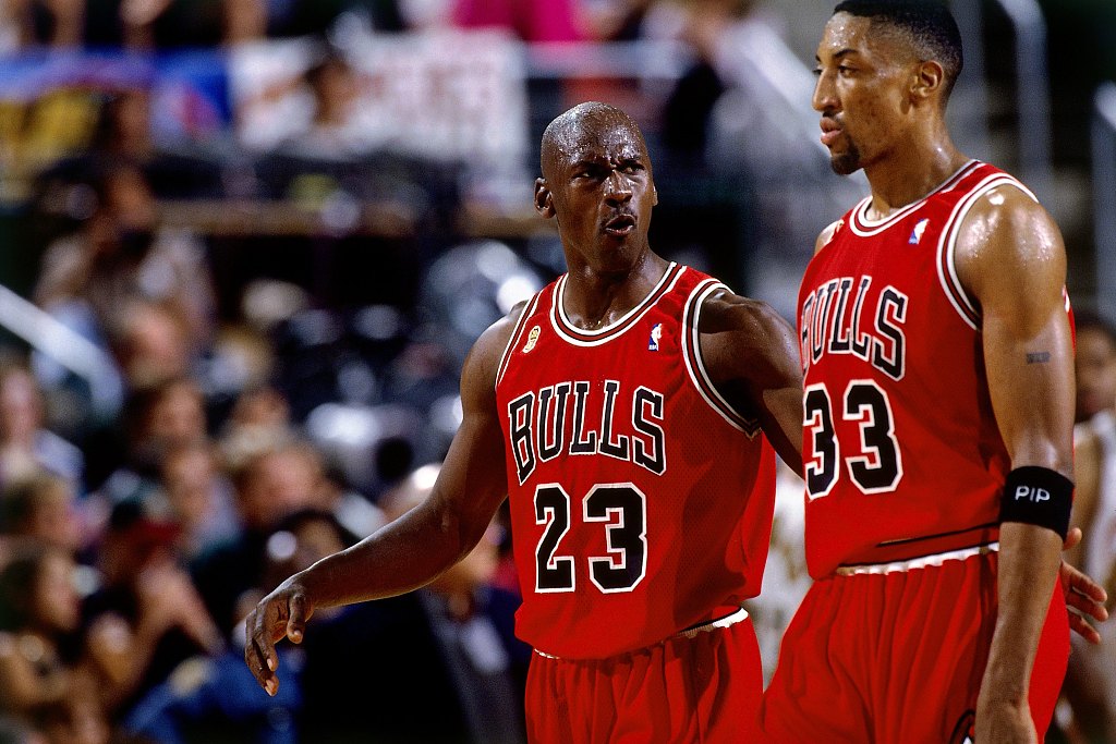 阿德巴约拳击希罗面部！NBA队友反目史：OK决裂、追梦一拳、血花兄弟等十宗最