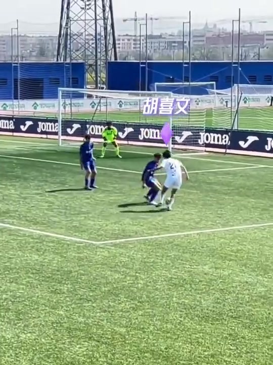 恒大足校08级边锋胡喜文加盟津门虎，U15东亚杯冠军队主力