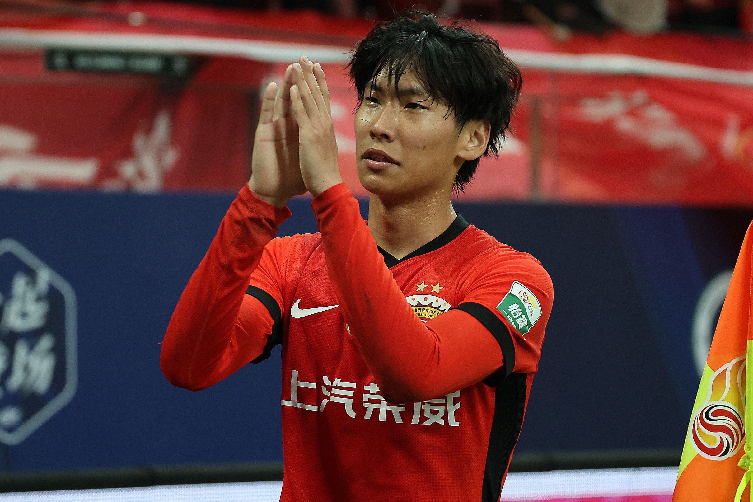 李新翔：从失点落泪到德比破门，海港新星自我救赎